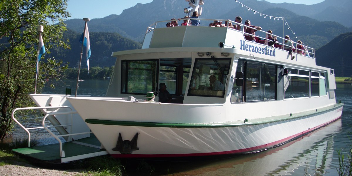 Motorschiffahrt auf dem Kochelsee, Bild Fam. Kneidl