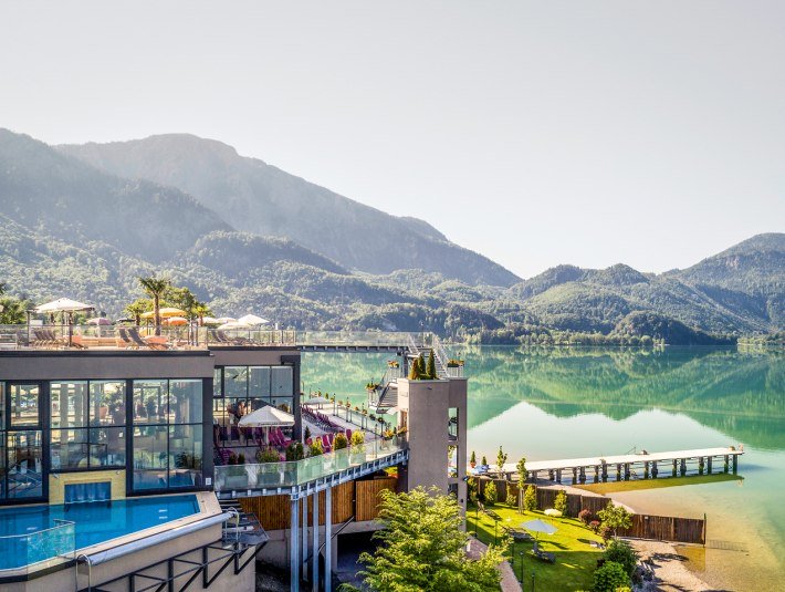 Kristall trimini Blick Au&szlig;enbereich, &copy; Therme Kristall trimini